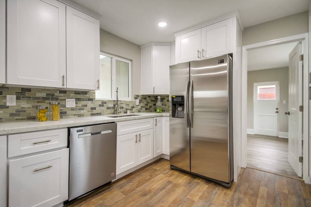 Virtual tour photo 33 of 64 for 4664 Clairemont Dr
