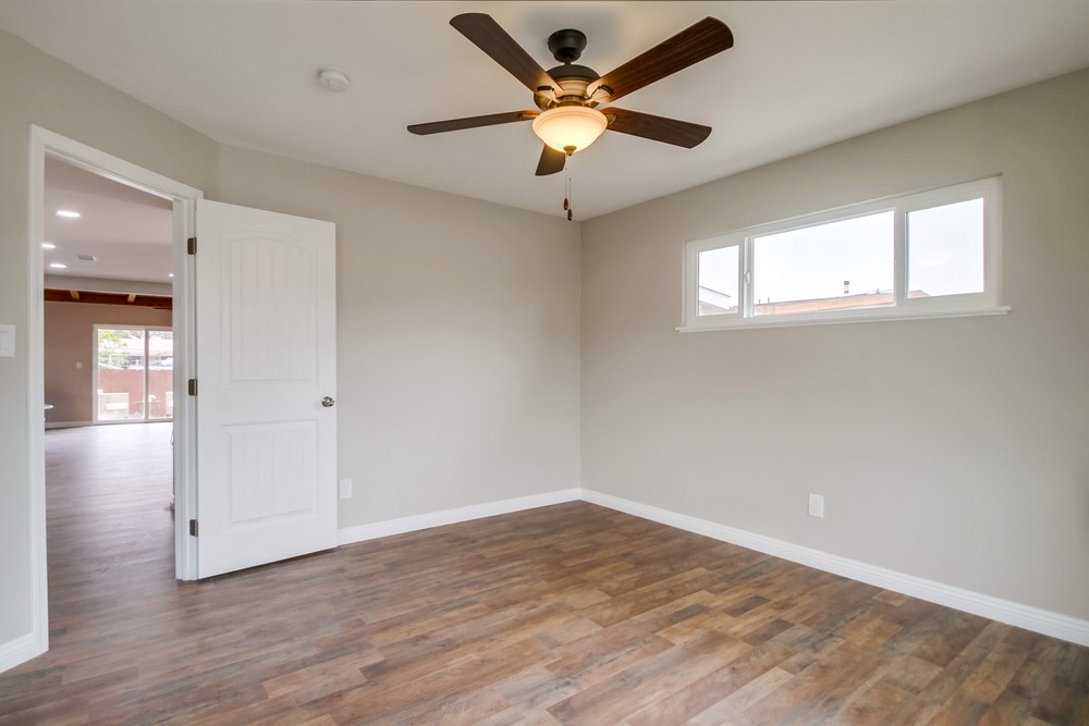 Virtual tour photo 49 of 64 for 4664 Clairemont Dr
