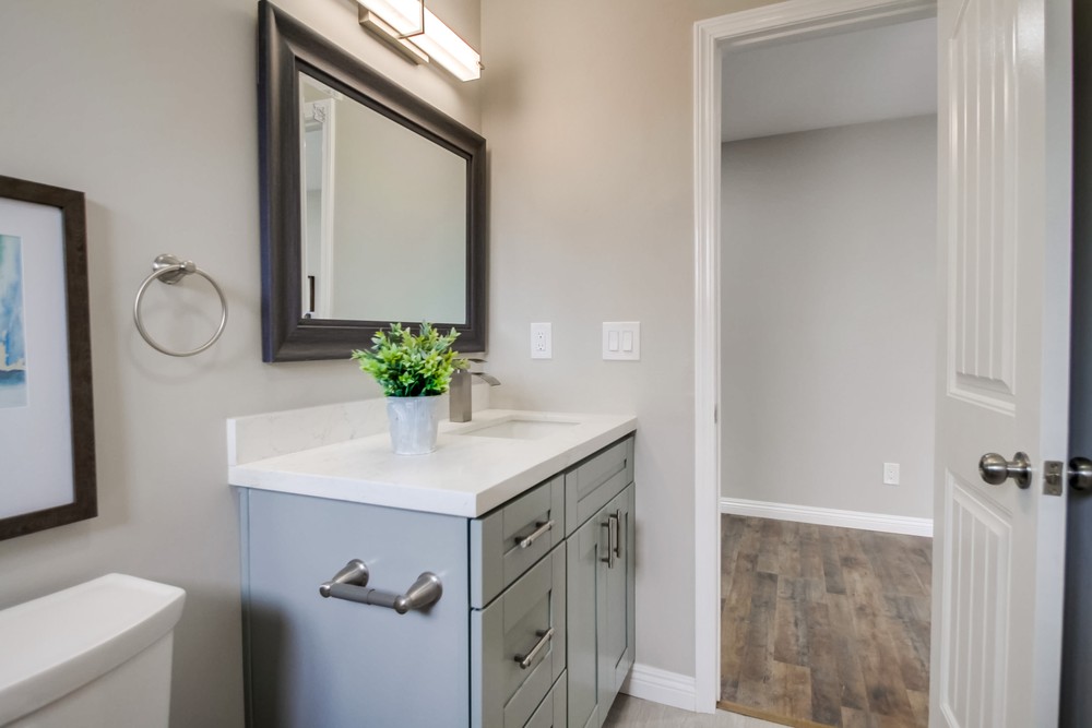 Virtual tour photo 55 of 64 for 4664 Clairemont Dr
