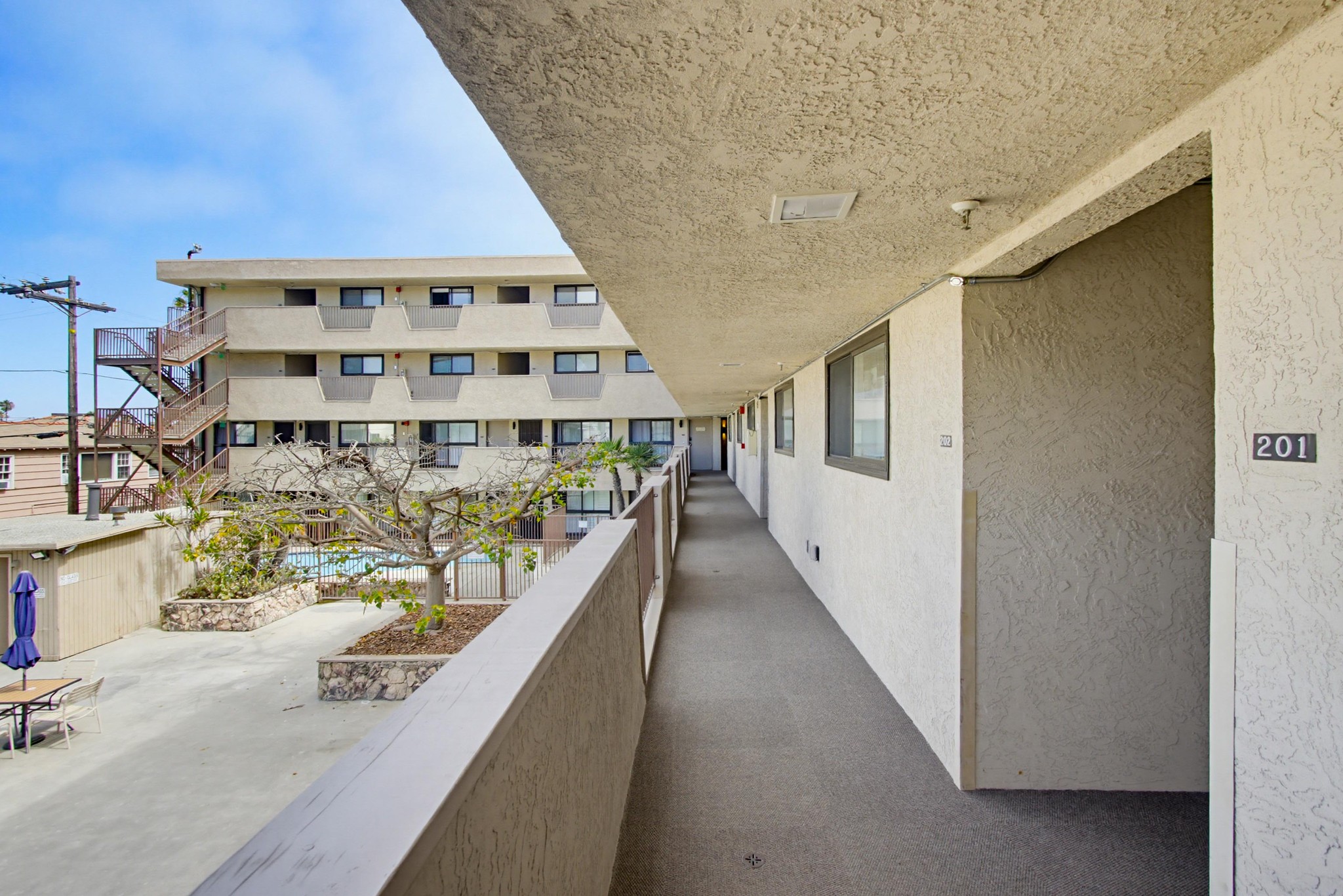 Virtual tour photo 8 of 34 for 4667 Ocean Blvd