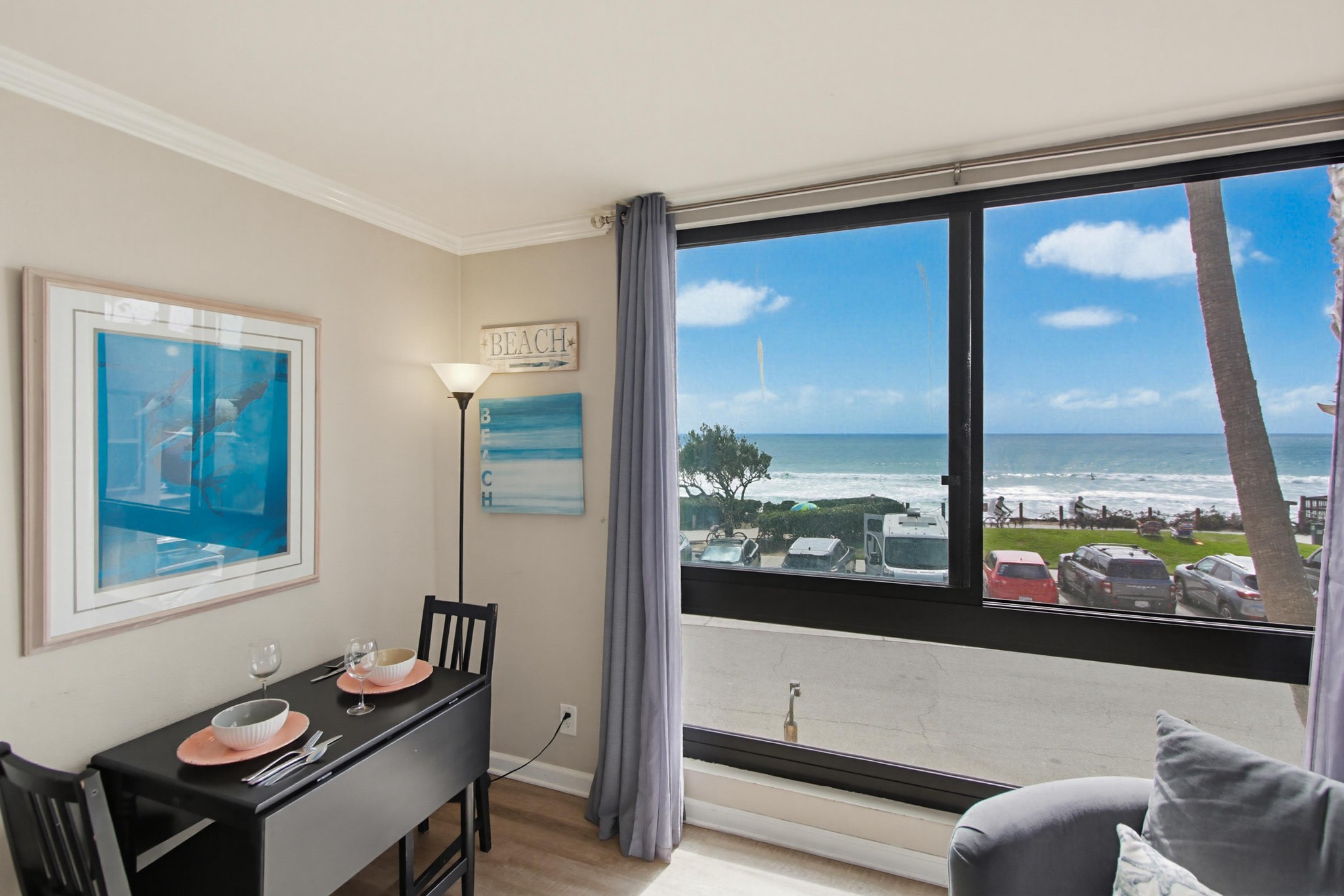 Virtual tour photo 17 of 34 for 4667 Ocean Blvd