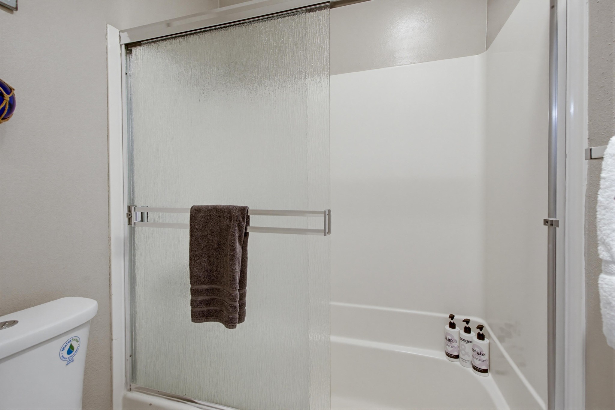 Virtual tour photo 26 of 34 for 4667 Ocean Blvd