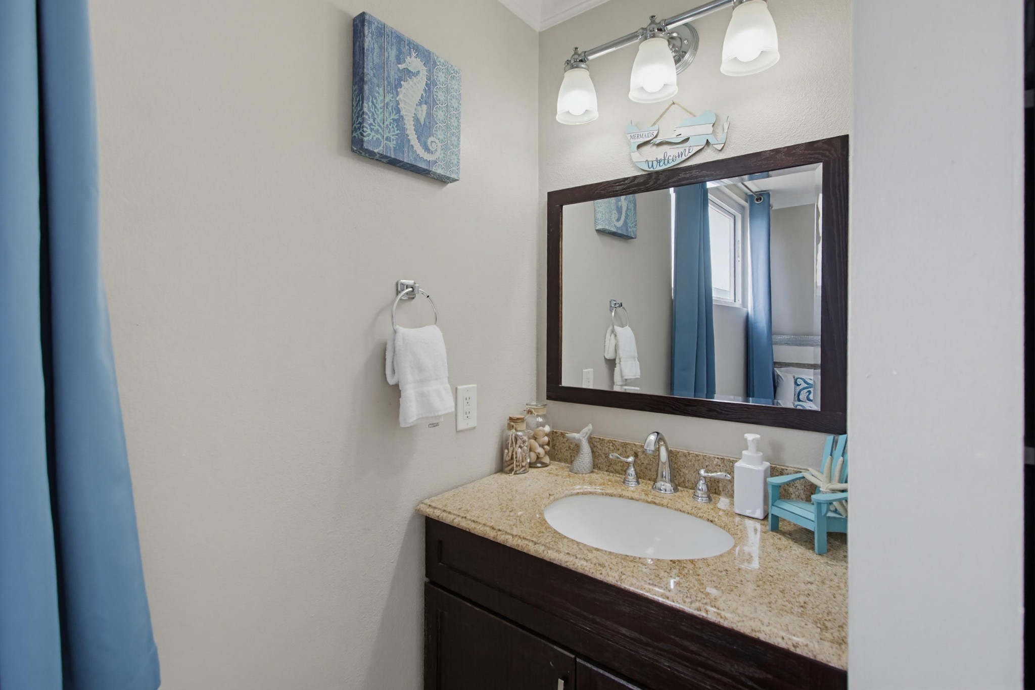 Virtual tour photo 30 of 34 for 4667 Ocean Blvd