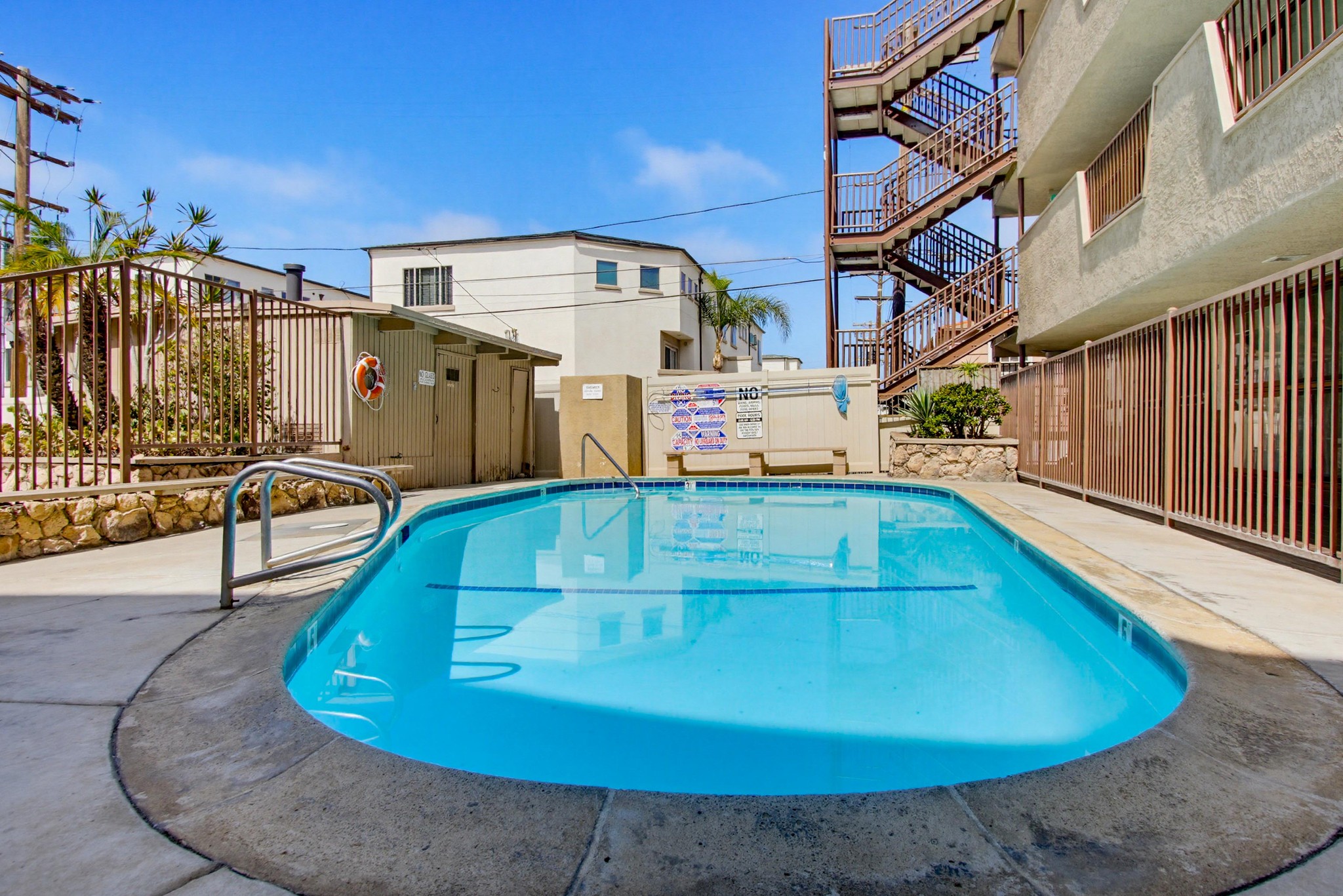Virtual tour photo 33 of 34 for 4667 Ocean Blvd