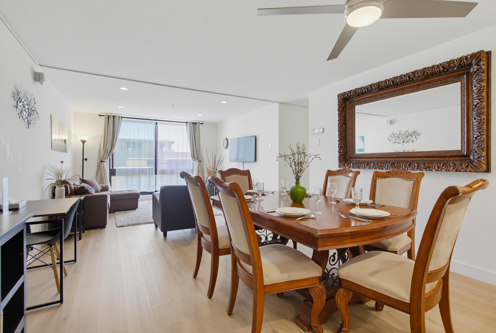 Virtual tour photo 12 of 39 for 4667 Ocean Blvd