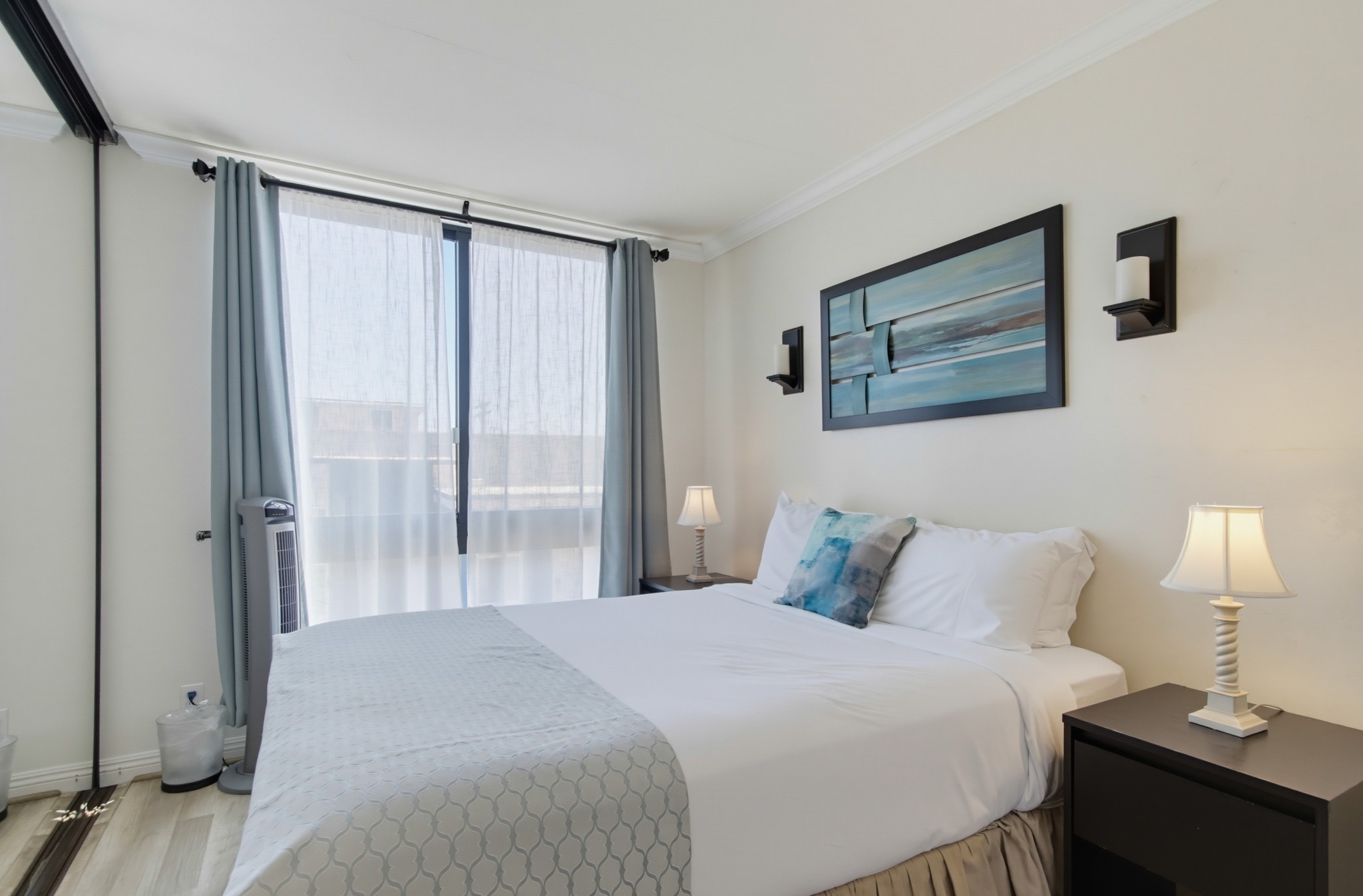 Virtual tour photo 26 of 39 for 4667 Ocean Blvd