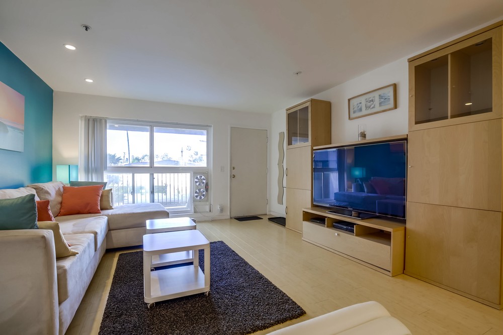 Virtual tour photo 11 of 35 for 4667 Ocean Blvd #213