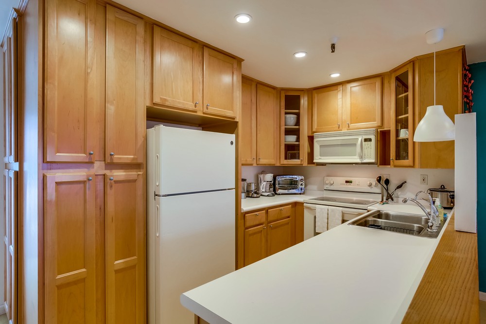 Virtual tour photo 18 of 35 for 4667 Ocean Blvd #213