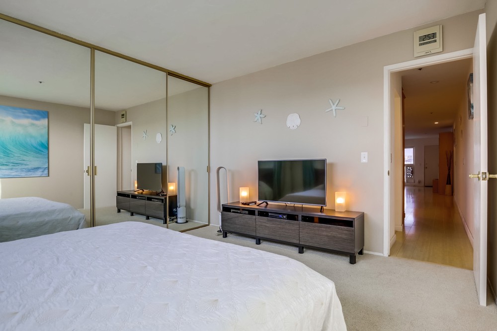 Virtual tour photo 26 of 35 for 4667 Ocean Blvd #213