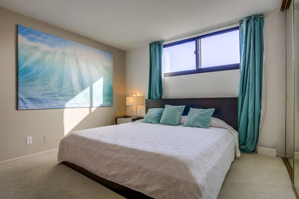 Virtual tour photo 27 of 35 for 4667 Ocean Blvd #213