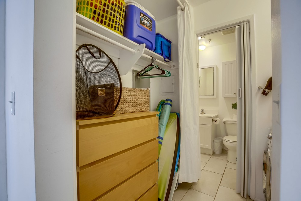 Virtual tour photo 29 of 35 for 4667 Ocean Blvd #213
