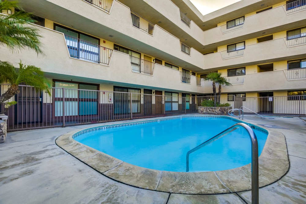 Virtual tour photo 34 of 35 for 4667 Ocean Blvd #213