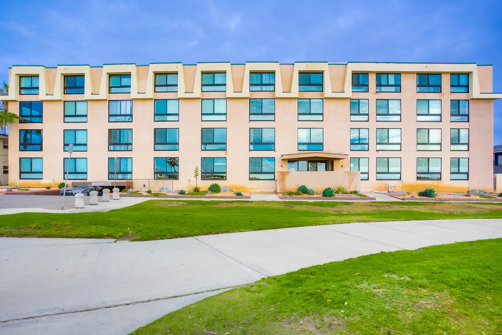 Virtual tour photo 1 of 28 for 4667 Ocean Blvd