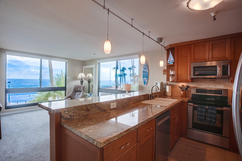 Virtual tour photo 16 of 28 for 4667 Ocean Blvd