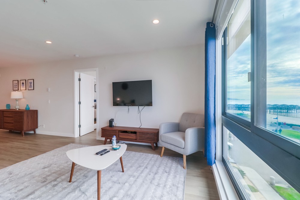 Virtual tour photo 10 of 45 for 4667 Ocean Blvd
