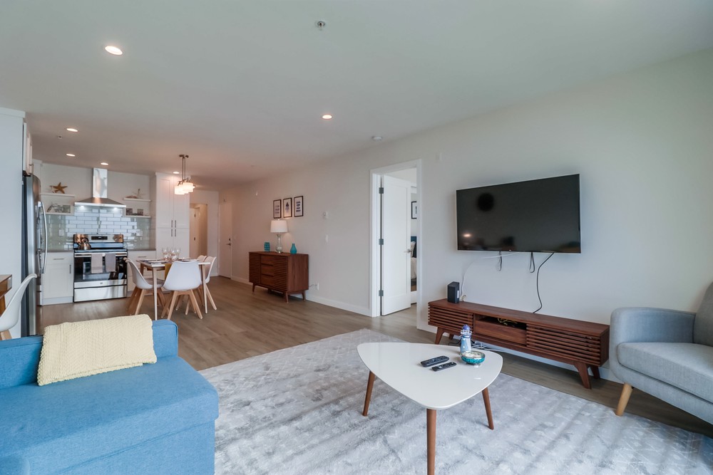Virtual tour photo 11 of 45 for 4667 Ocean Blvd