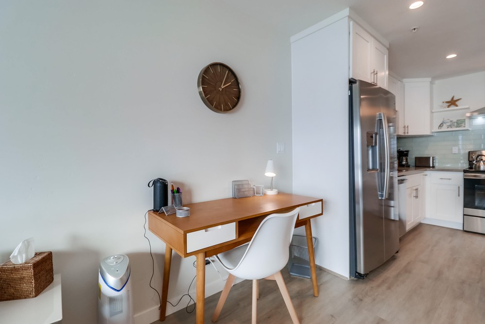 Virtual tour photo 12 of 45 for 4667 Ocean Blvd