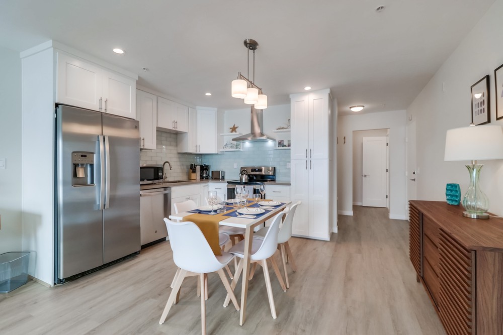 Virtual tour photo 14 of 45 for 4667 Ocean Blvd