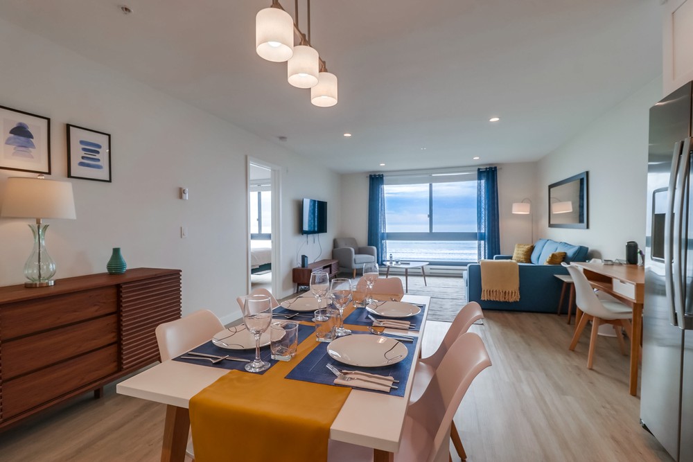 Virtual tour photo 18 of 45 for 4667 Ocean Blvd