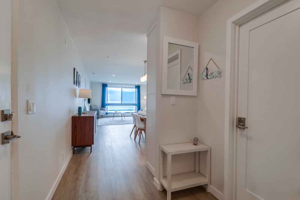 Virtual tour photo 22 of 45 for 4667 Ocean Blvd