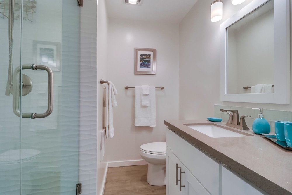 Virtual tour photo 23 of 45 for 4667 Ocean Blvd
