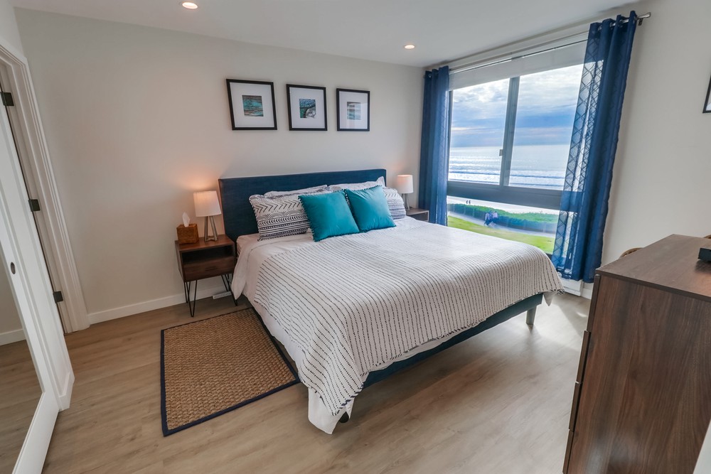 Virtual tour photo 33 of 45 for 4667 Ocean Blvd