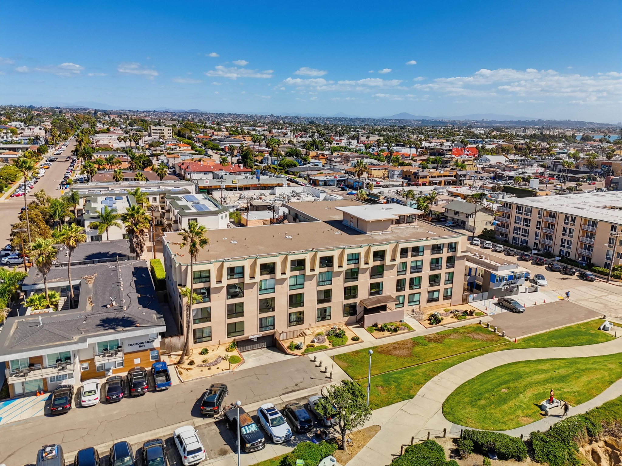 Virtual tour photo 1 of 60 for 4667 Ocean Blvd Unit 105
