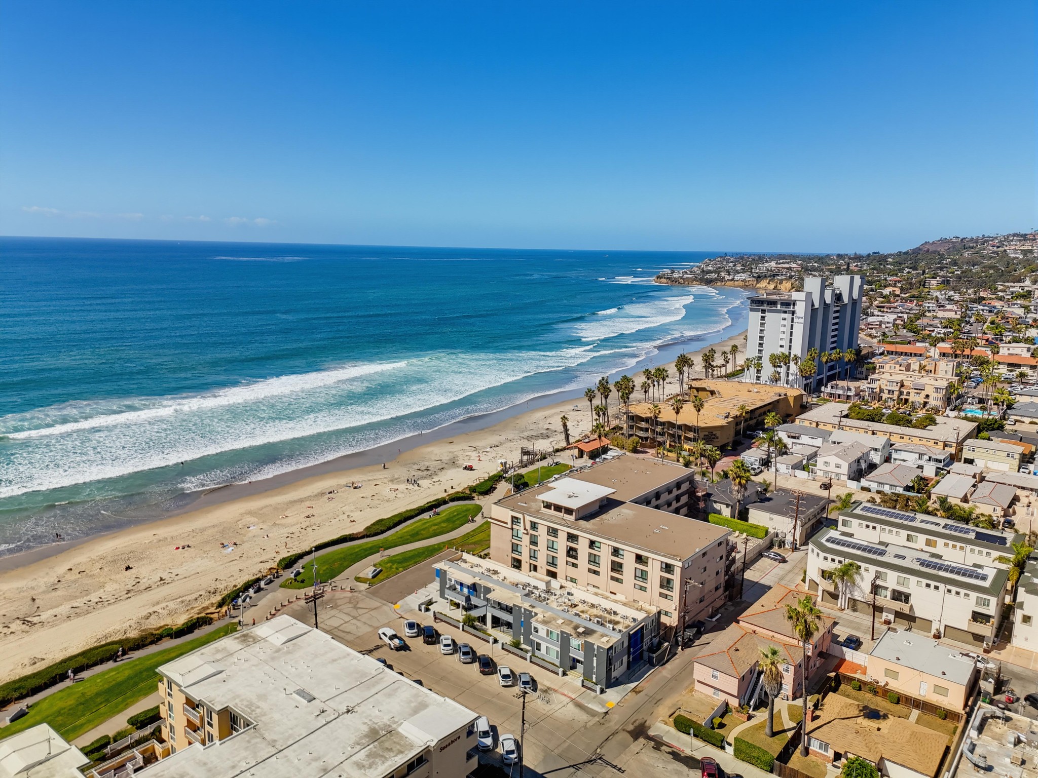 Virtual tour photo 8 of 60 for 4667 Ocean Blvd Unit 105