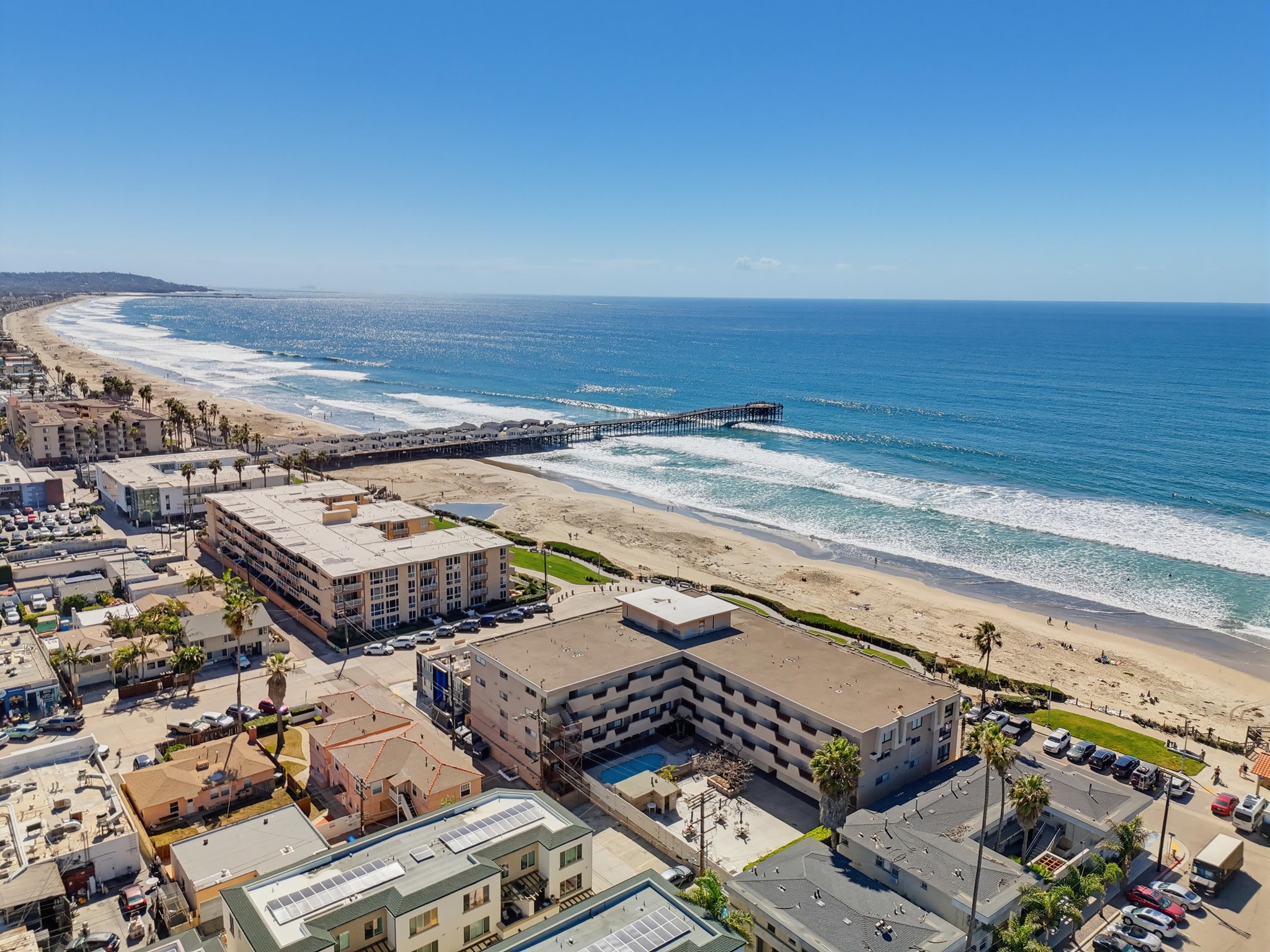 Virtual tour photo 10 of 60 for 4667 Ocean Blvd Unit 105