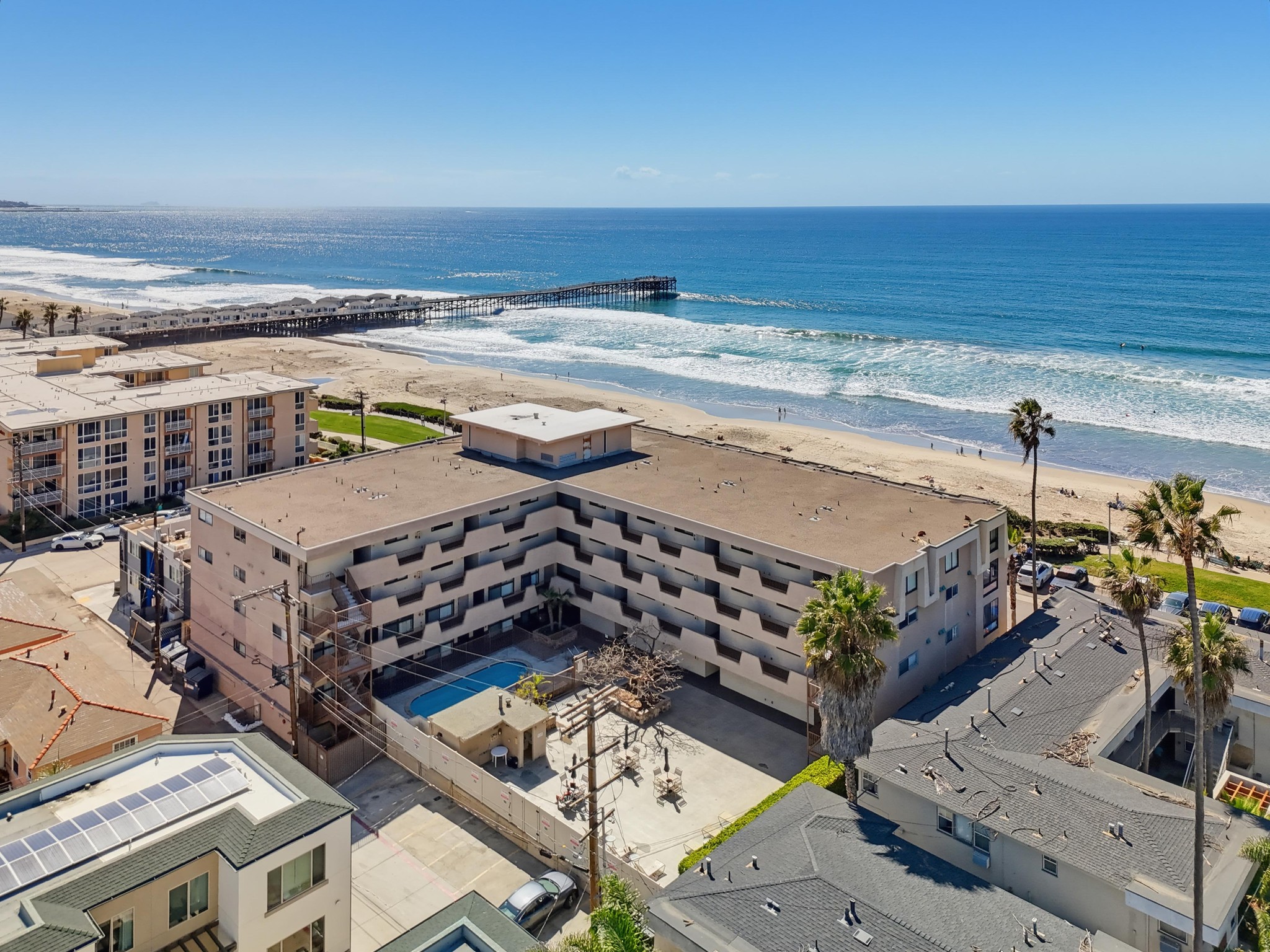 Virtual tour photo 11 of 60 for 4667 Ocean Blvd Unit 105
