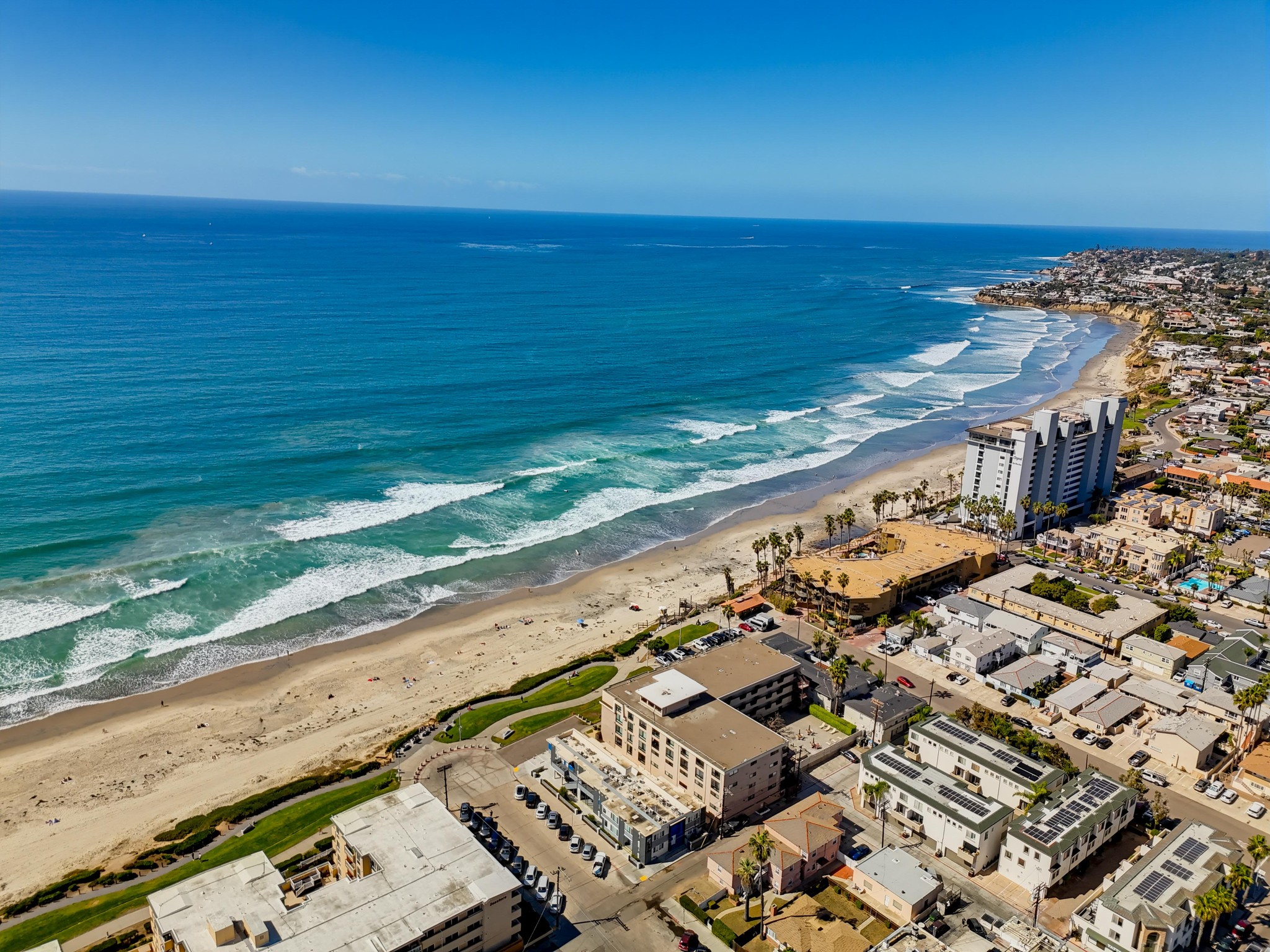 Virtual tour photo 18 of 60 for 4667 Ocean Blvd Unit 105