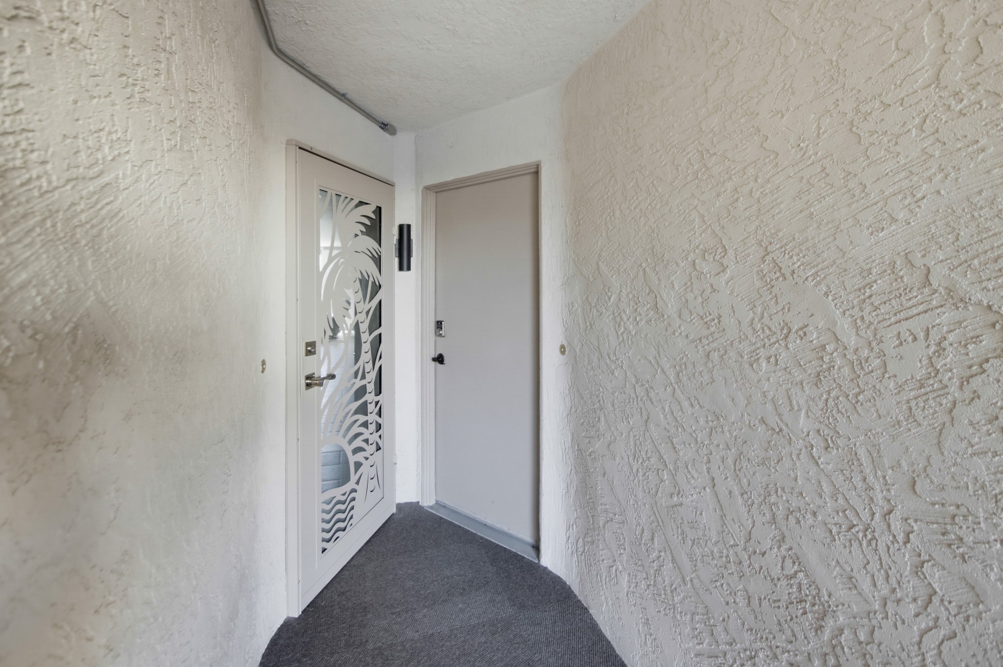 Virtual tour photo 37 of 60 for 4667 Ocean Blvd Unit 105