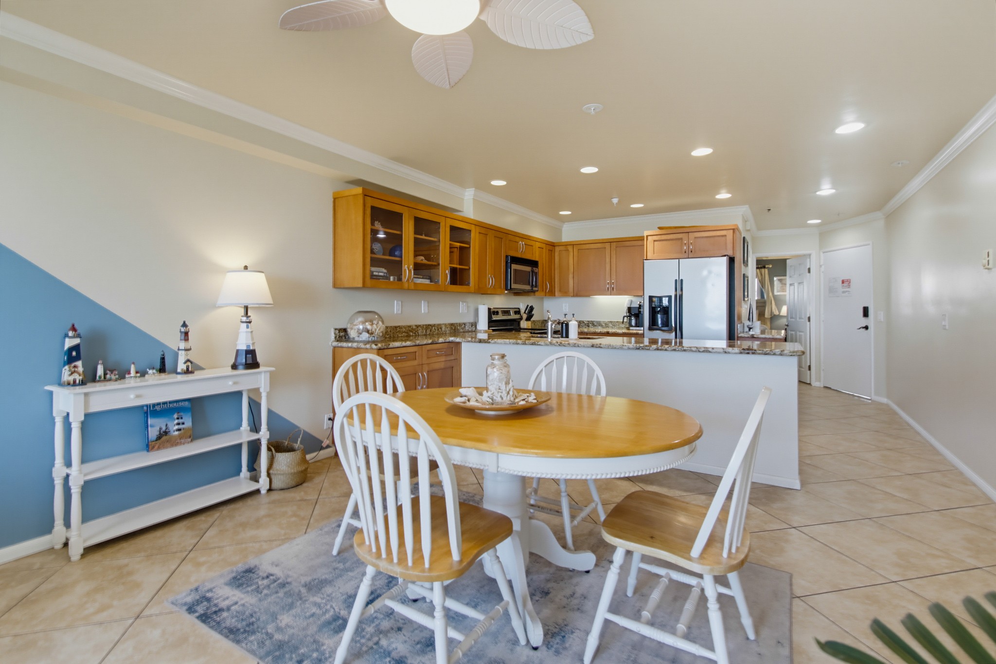 Virtual tour photo 44 of 60 for 4667 Ocean Blvd Unit 105