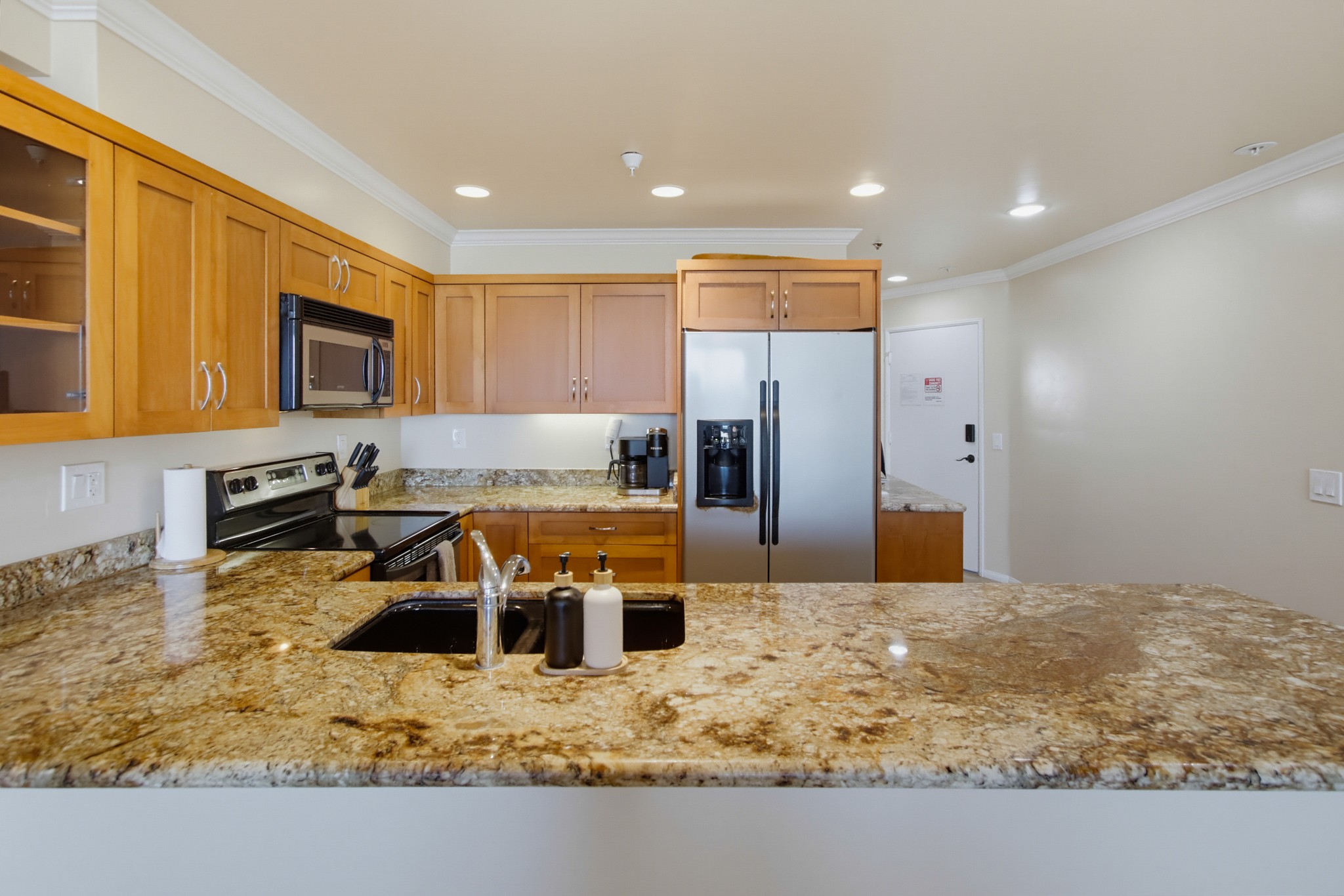 Virtual tour photo 45 of 60 for 4667 Ocean Blvd Unit 105