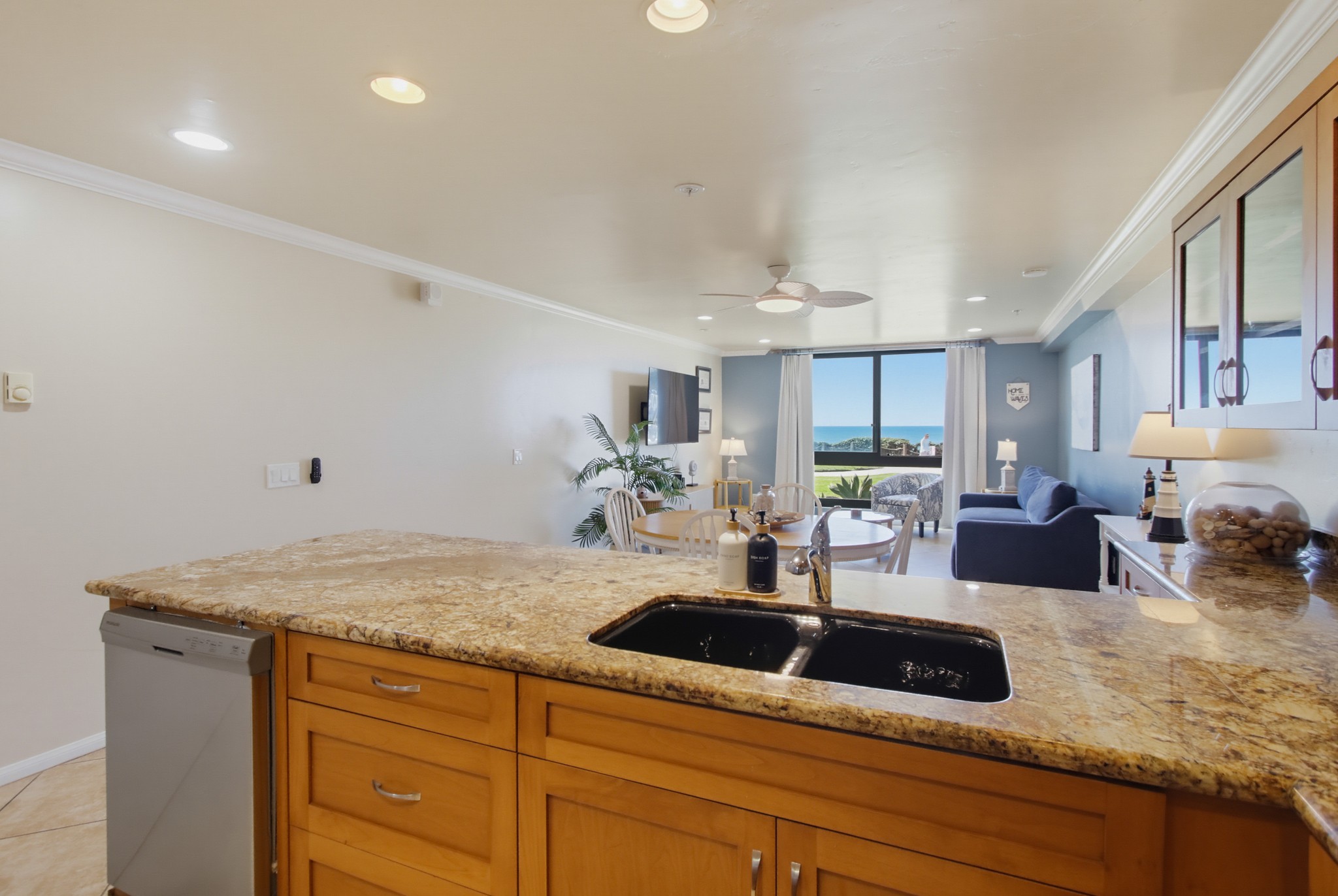 Virtual tour photo 47 of 60 for 4667 Ocean Blvd Unit 105