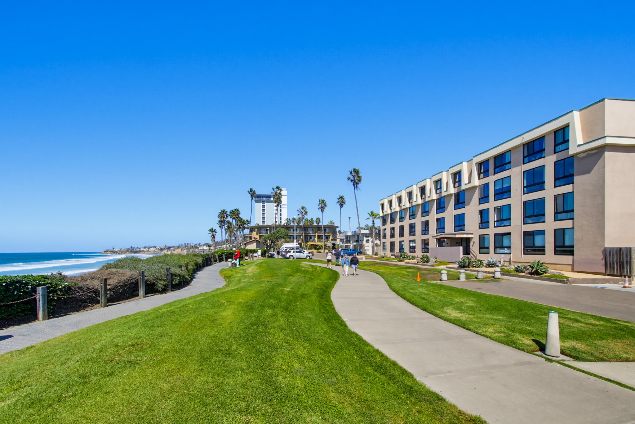 Virtual tour photo 59 of 60 for 4667 Ocean Blvd Unit 105