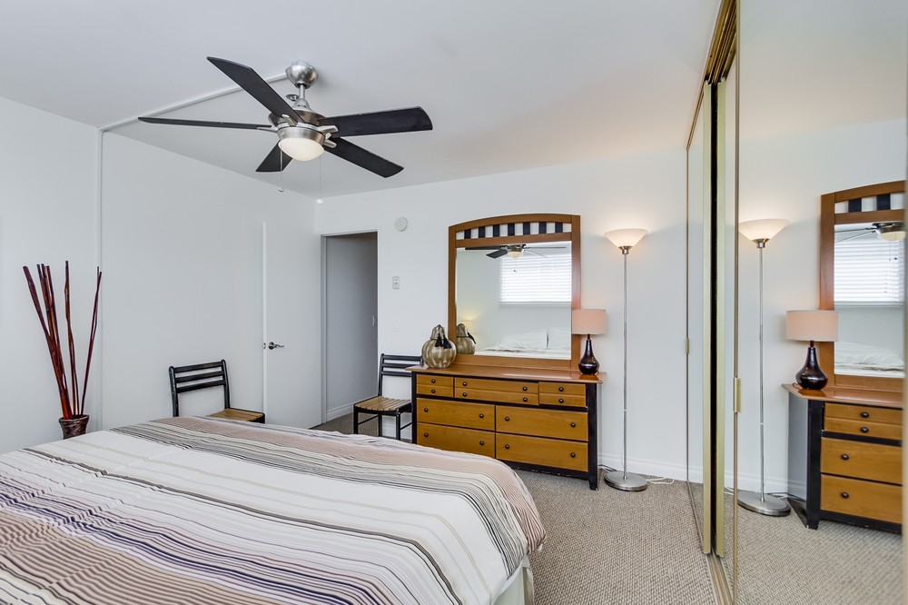 Virtual tour photo 15 of 29 for 4667 Ocean Boulevard #113