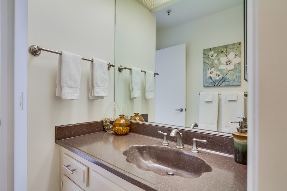 Virtual tour photo 19 of 29 for 4667 Ocean Boulevard #113