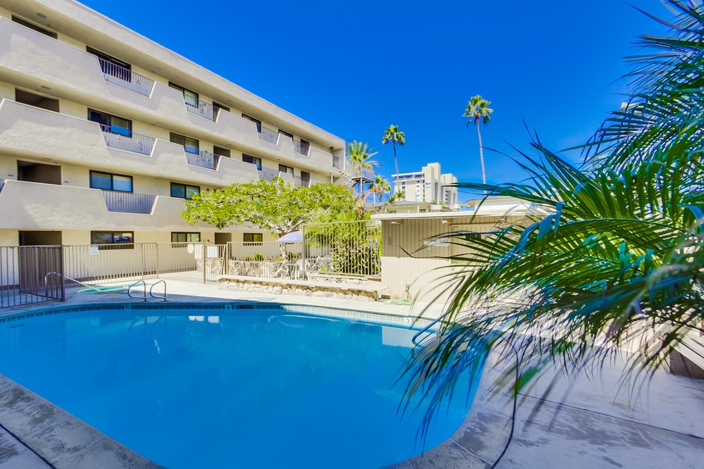 Virtual tour photo 23 of 29 for 4667 Ocean Boulevard #113