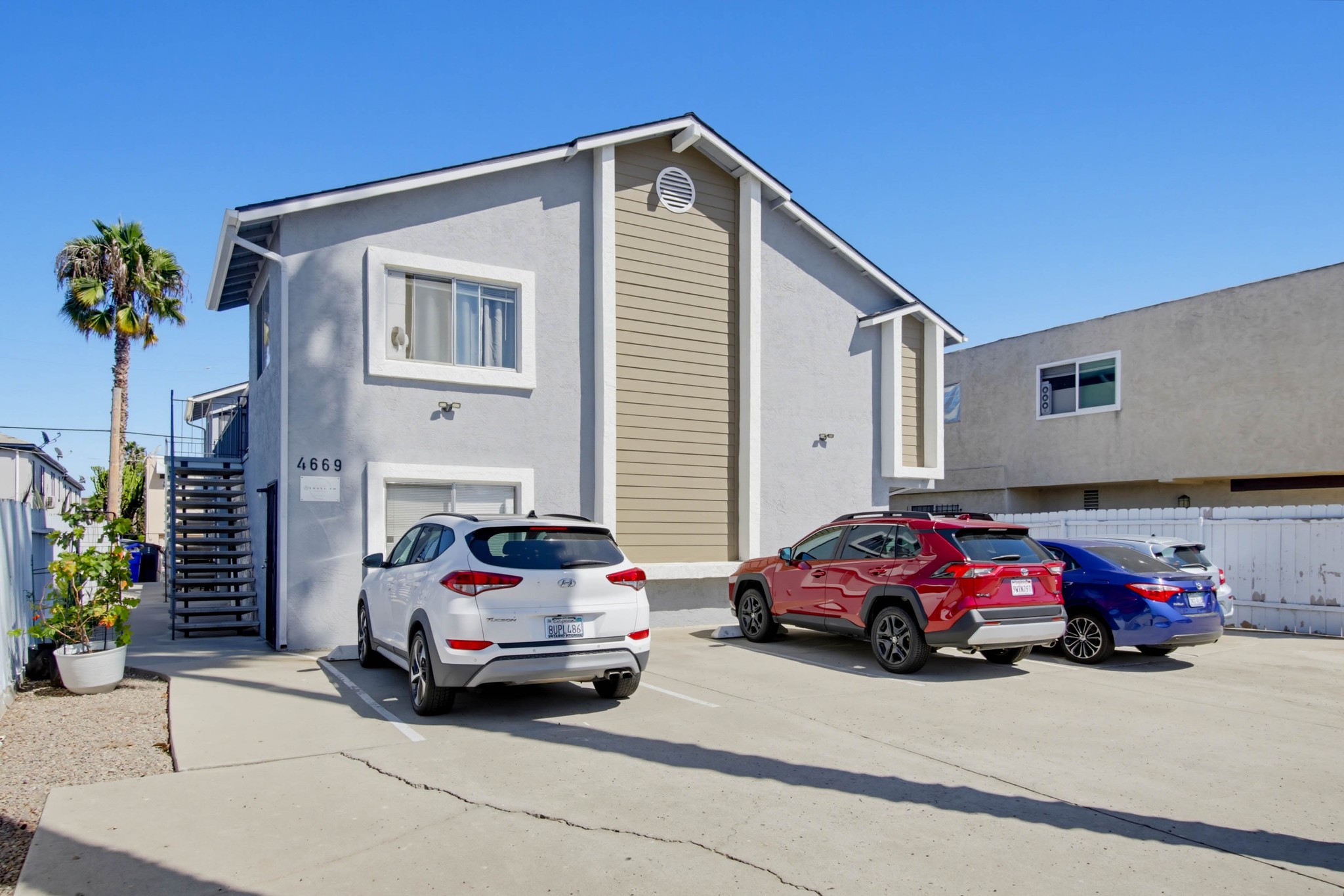 Virtual tour photo 5 of 42 for 4669 36th St