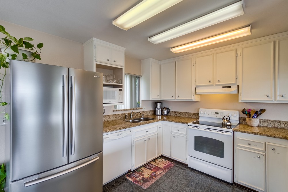 Virtual tour photo 17 of 40 for 4672 Santa Monica Avenue
