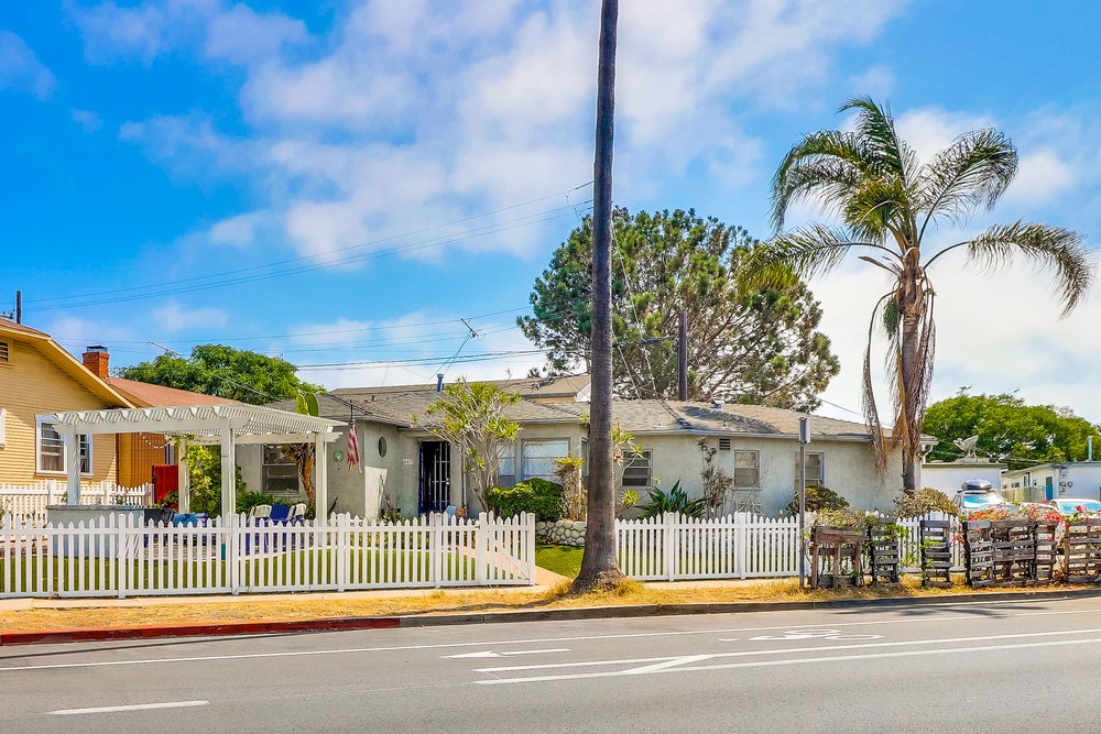 Virtual tour photo 1 of 49 for 4673 W Point Loma Blvd