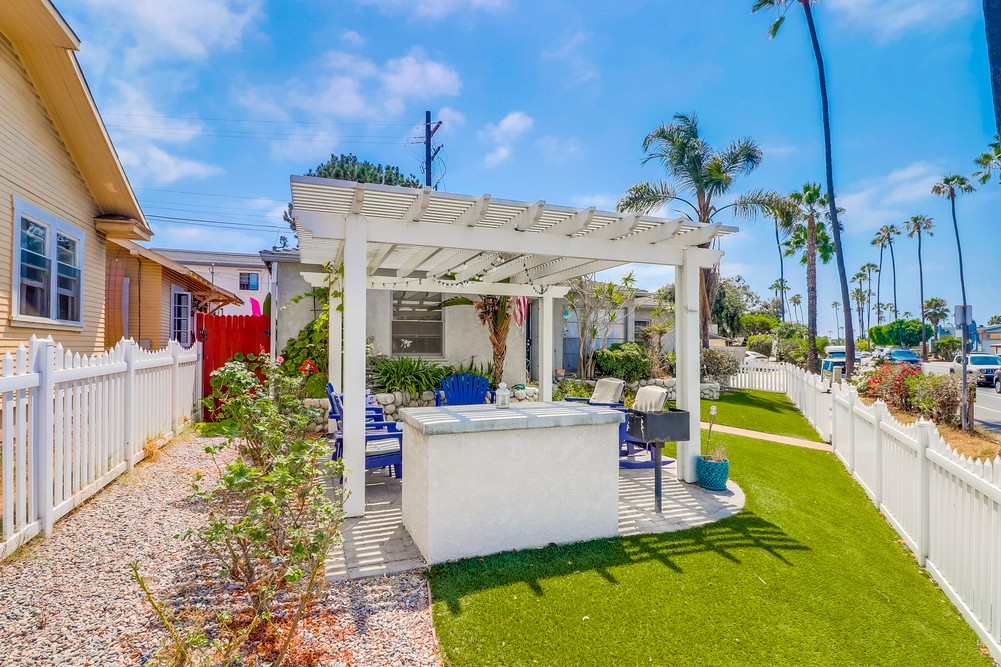 Virtual tour photo 5 of 49 for 4673 W Point Loma Blvd