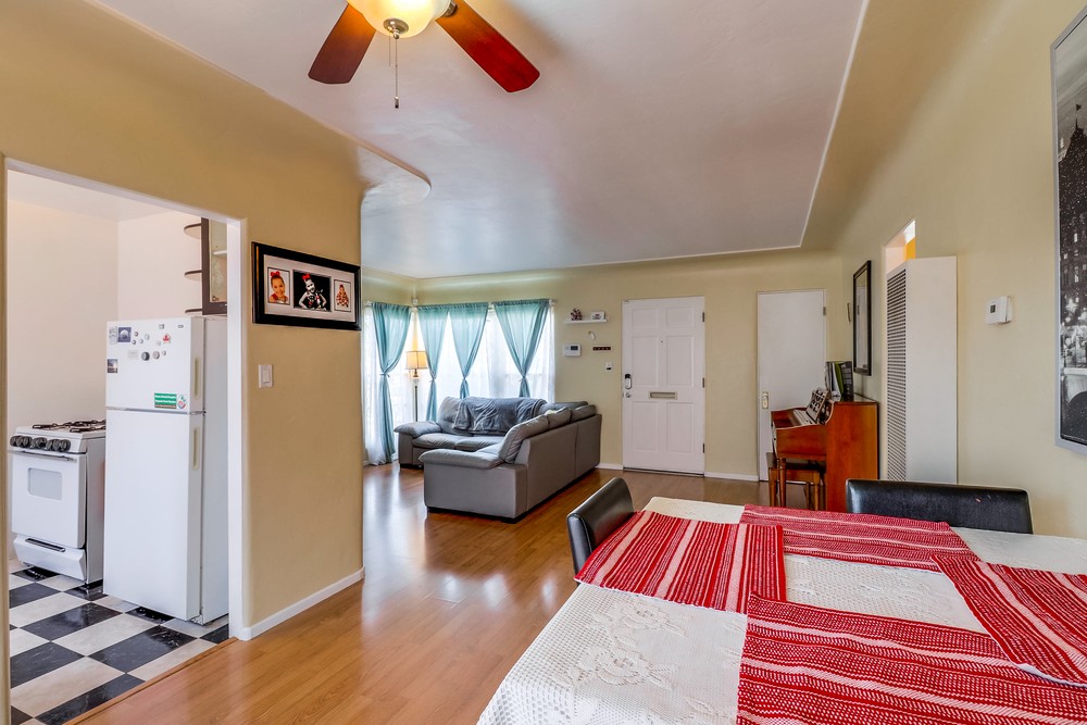 Virtual tour photo 15 of 49 for 4673 W Point Loma Blvd