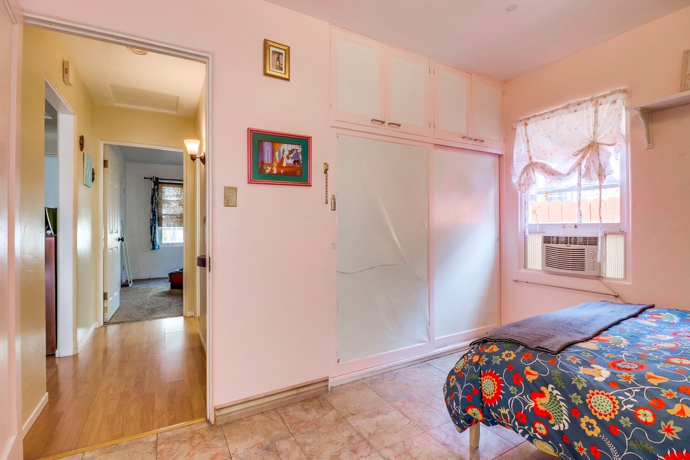Virtual tour photo 26 of 49 for 4673 W Point Loma Blvd