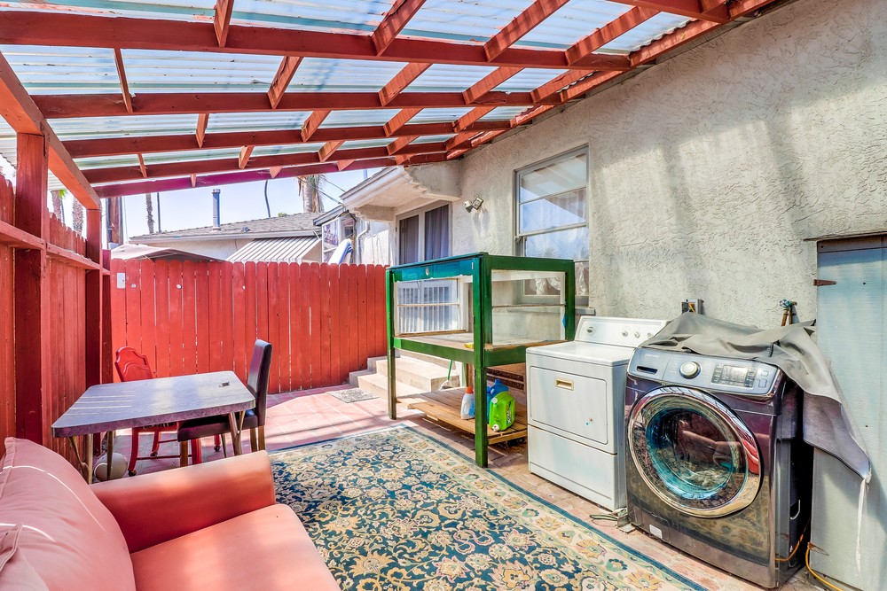 Virtual tour photo 30 of 49 for 4673 W Point Loma Blvd