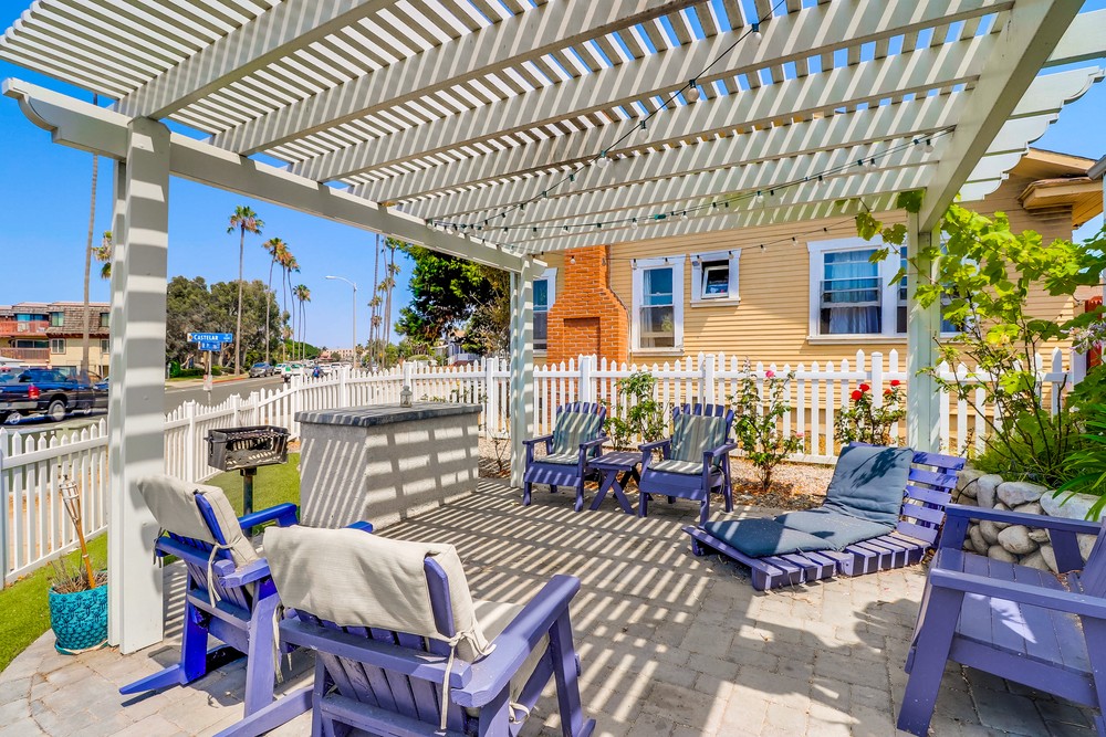 Virtual tour photo 31 of 49 for 4673 W Point Loma Blvd