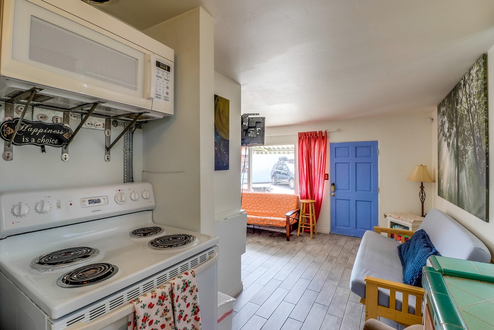Virtual tour photo 43 of 49 for 4673 W Point Loma Blvd