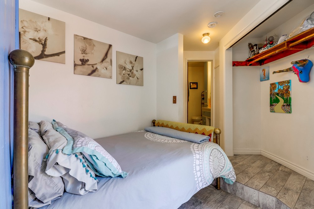 Virtual tour photo 44 of 49 for 4673 W Point Loma Blvd
