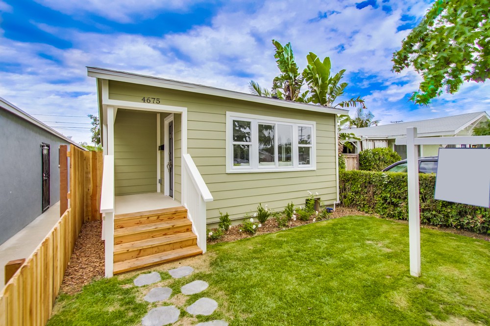 Virtual tour photo 3 of 26 for 4675 Lotus Street